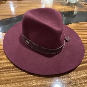 GIGI PIP Burgundy Felt Hat